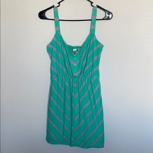 Green and gray dress 🤍